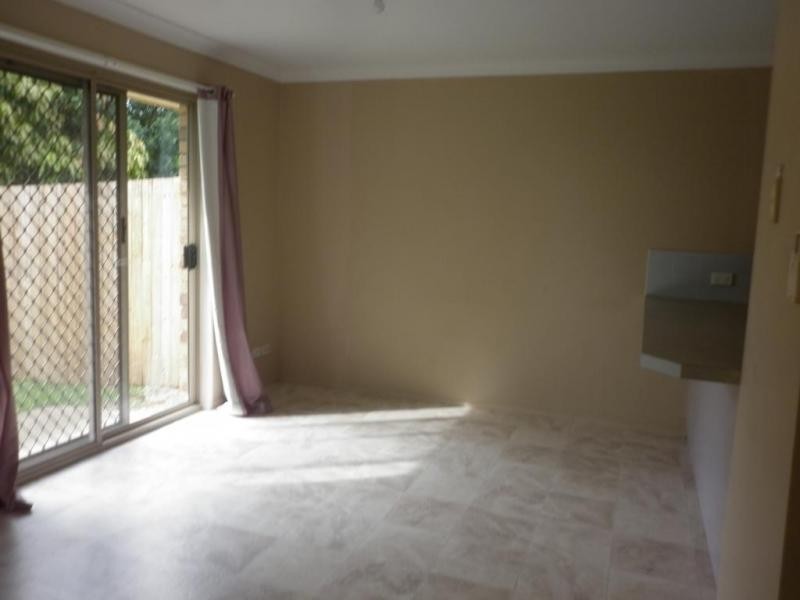1/7 Donegal Crt, Raceview QLD 4305