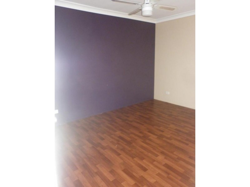 1/7 Donegal Crt, Raceview QLD 4305