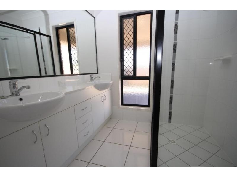 97 McCorry Drive, Collingwood Park QLD 4301