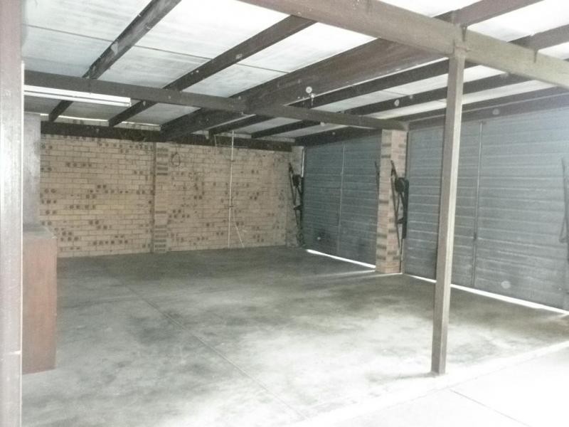 6 Dale Road, Camira QLD 4300