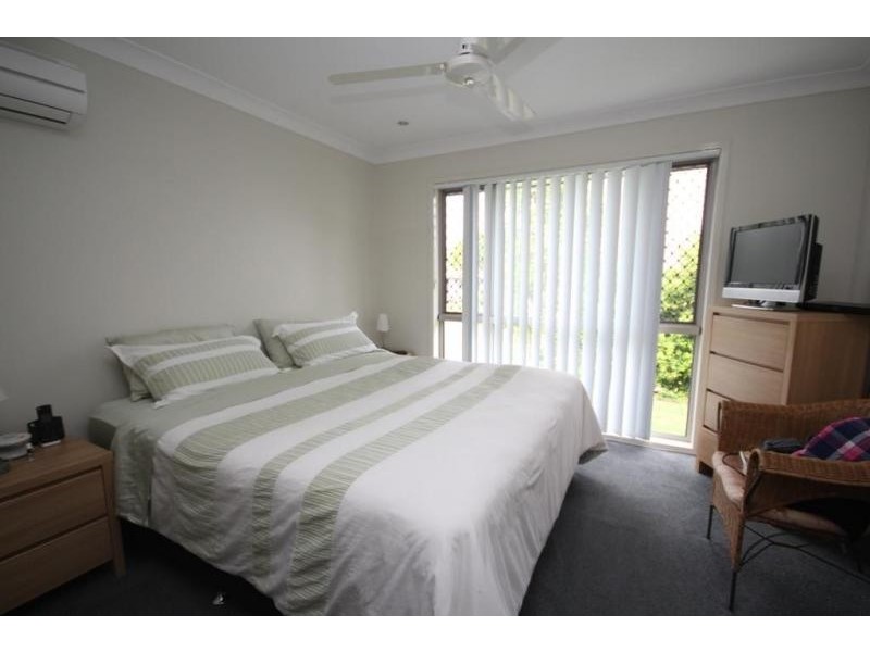 17 Quinn Close, Augustine Heights QLD 4300