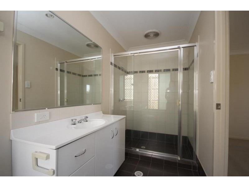 88 Opossum Circuit, Springfield Lakes QLD 4300