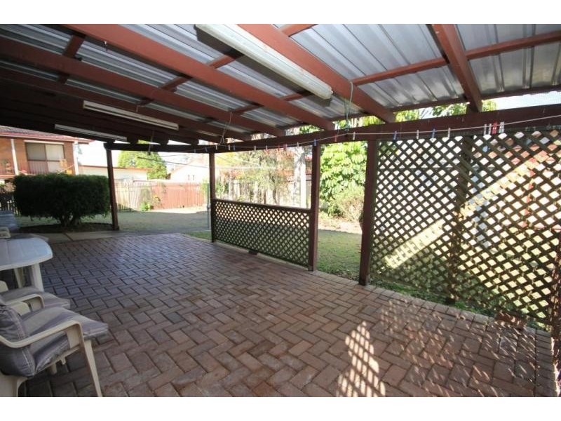 4 Heysen Crt, Collingwood Park QLD 4301