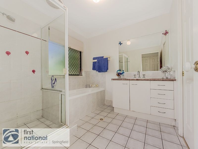 17 Kertes Road, Camira QLD 4300