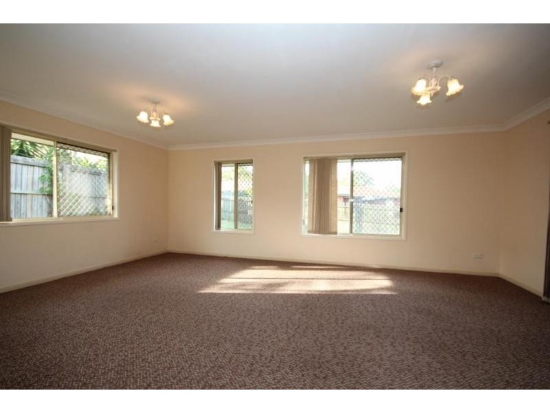 10 Olivine Place, Springfield QLD 4300