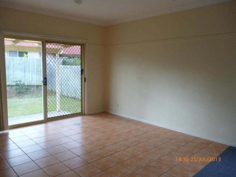 9 Berkshire Place, Springfield Lakes QLD 4300