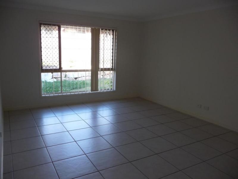 12 Sands Crt, Collingwood Park QLD 4301