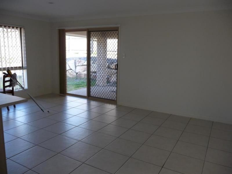 12 Sands Crt, Collingwood Park QLD 4301