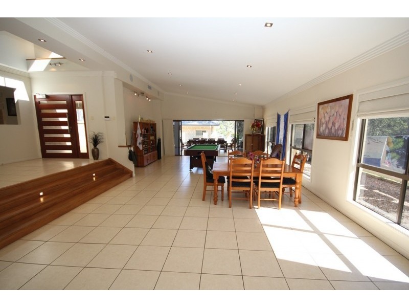 8 Eugene Street, Bellbird Park QLD 4300