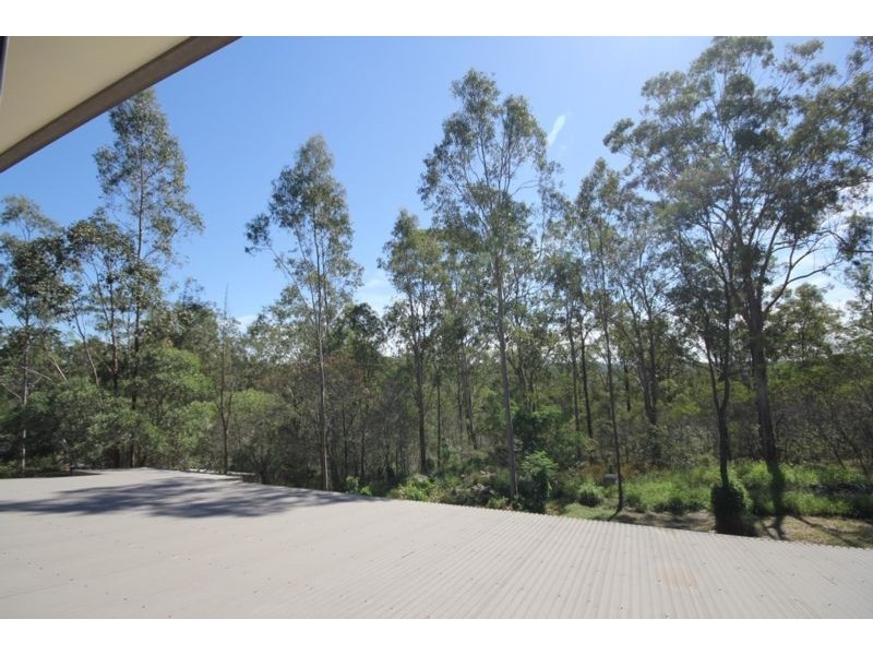 8 Eugene Street, Bellbird Park QLD 4300