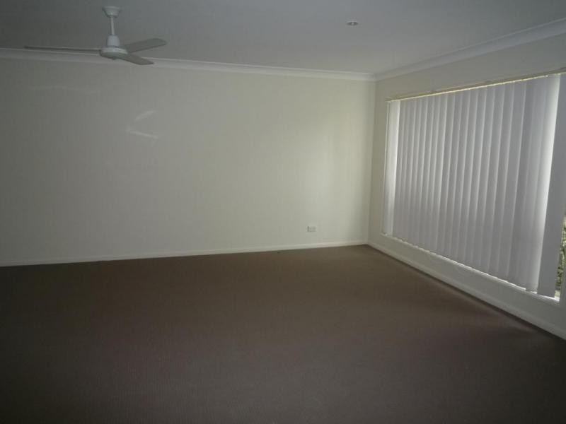 7 Scenic Crescent, Springfield QLD 4300