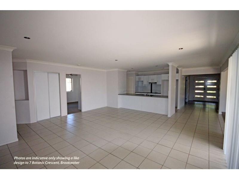 7 Botanic Crescent, Brookwater QLD 4300