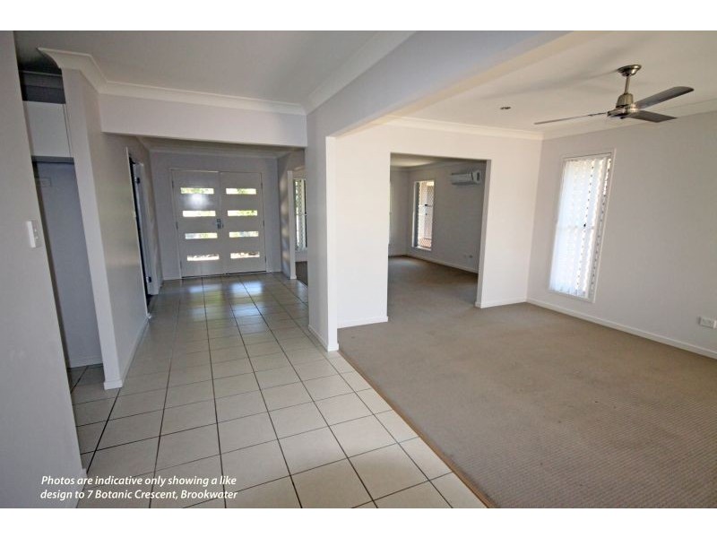 7 Botanic Crescent, Brookwater QLD 4300