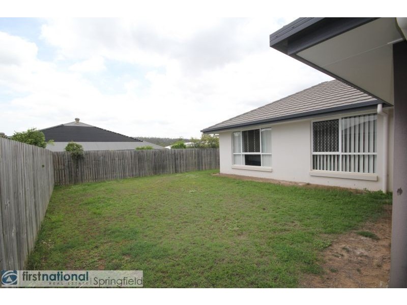 7 Botanic Crescent, Brookwater QLD 4300