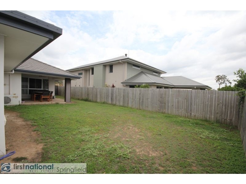 7 Botanic Crescent, Brookwater QLD 4300