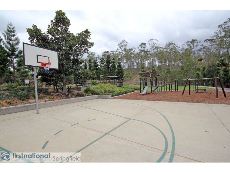 7 Botanic Crescent, Brookwater QLD 4300