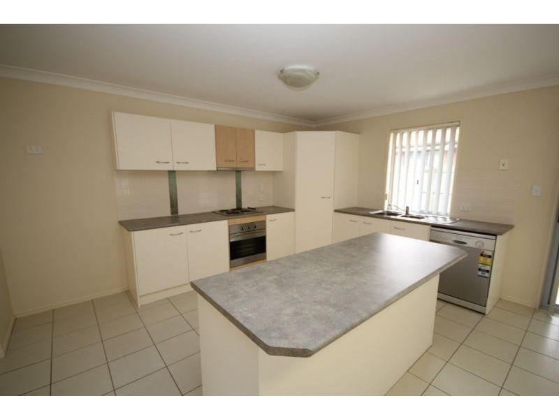 34 Skinner Street, Collingwood Park QLD 4301