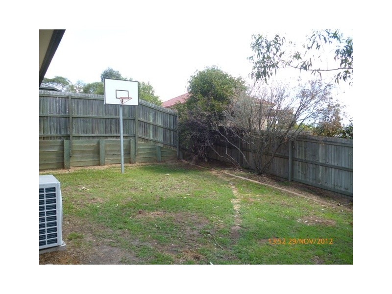9 Moselle Street, Springfield QLD 4300