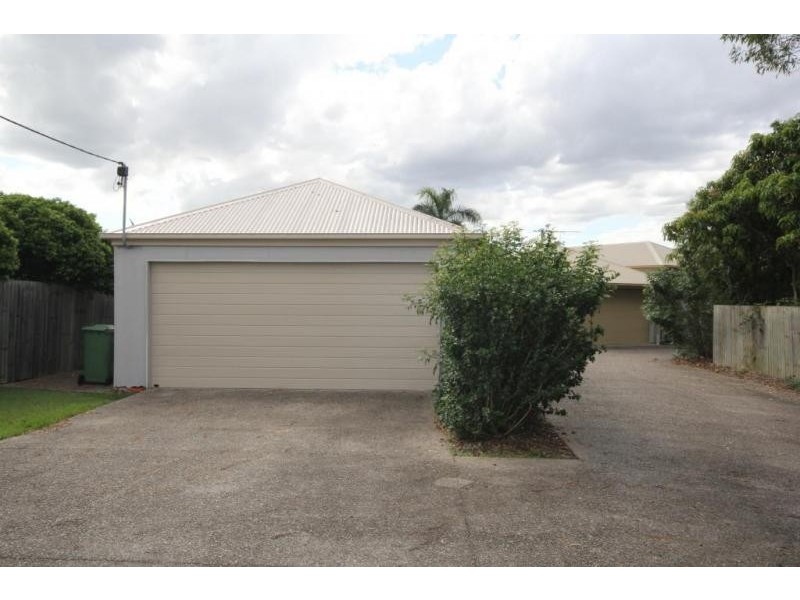 1/7 Grenadier Circle, Ebbw Vale QLD 4304