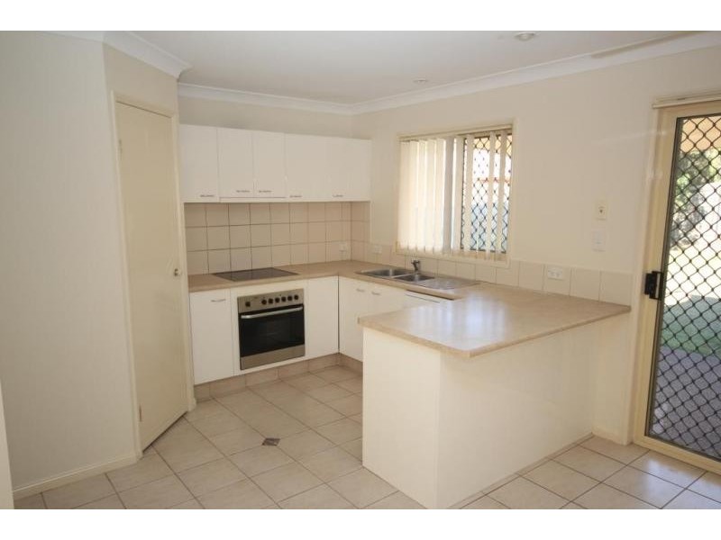 4 Lotus Place, Springfield QLD 4300