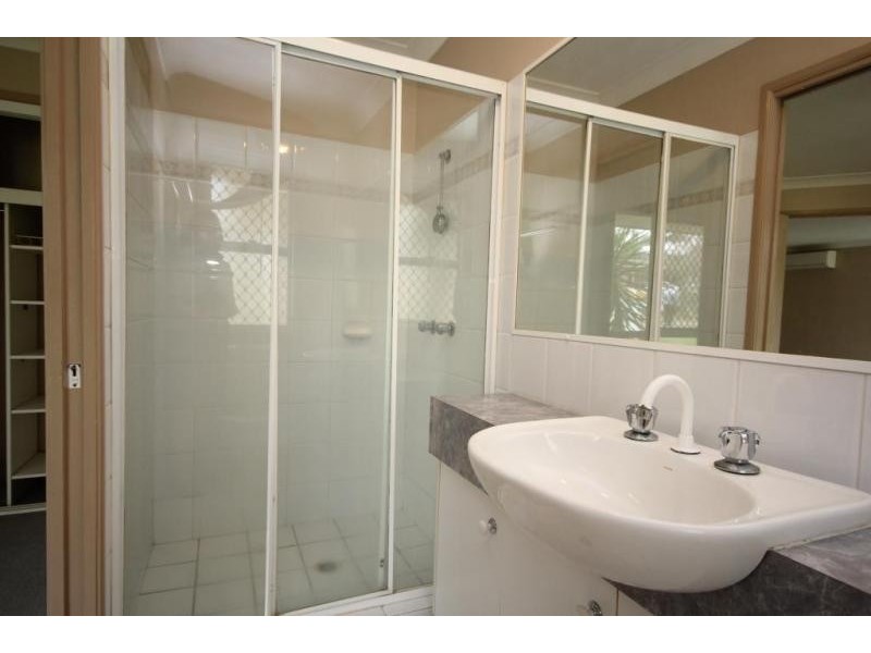 8 Aquamarine Street, Springfield QLD 4300