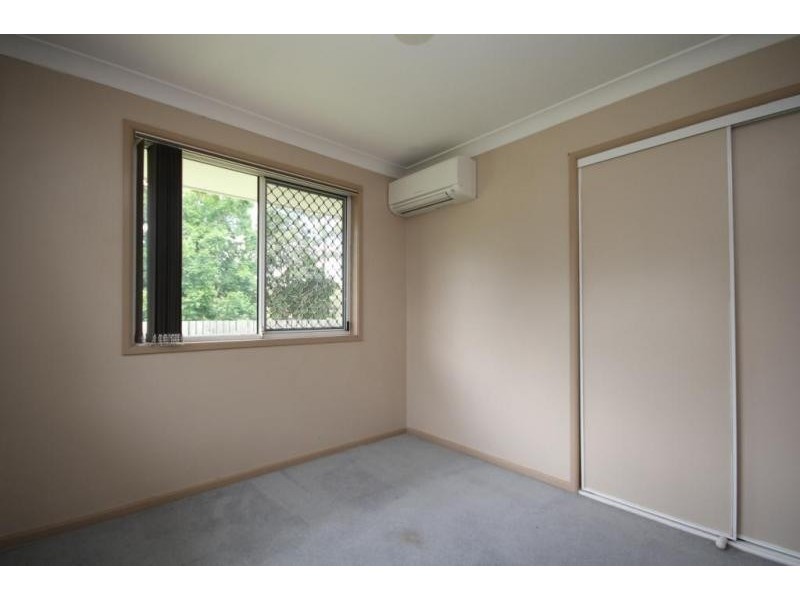 8 Aquamarine Street, Springfield QLD 4300