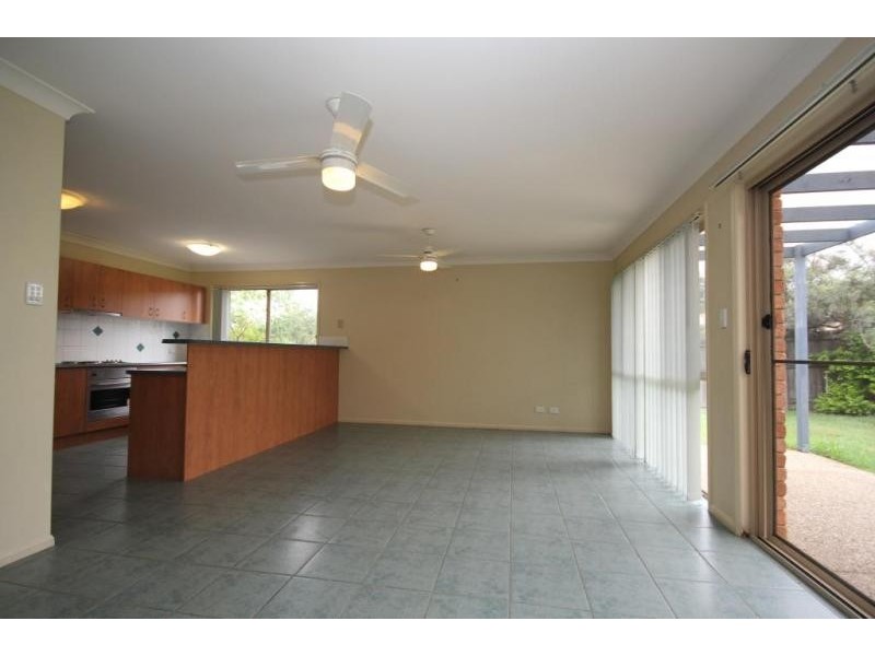 1 Donohue Street, Collingwood Park QLD 4301
