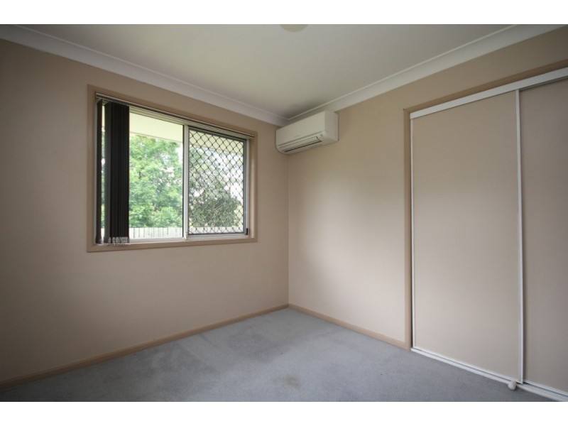 8 Aquamarine Street, Springfield QLD 4300