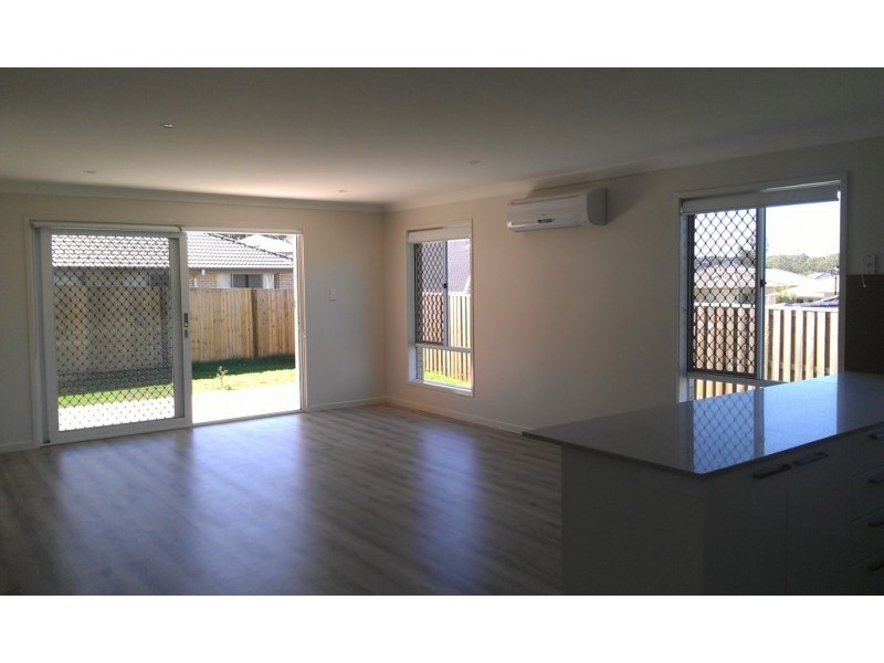 11 Burns Circuit, Augustine Heights QLD 4300