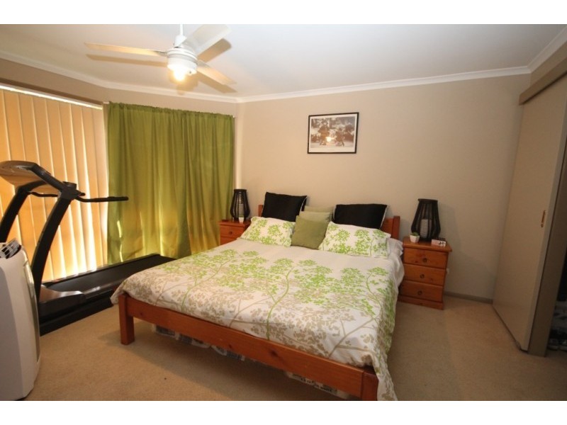 20 DeValera Street, Collingwood Park QLD 4301