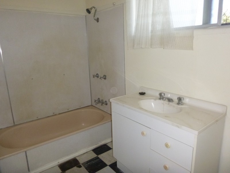 35 Frawley Drive,, Redbank Plains QLD 4301