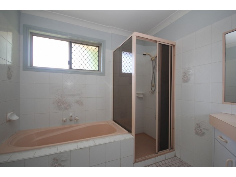 10 Heysen, Collingwood Park QLD 4301