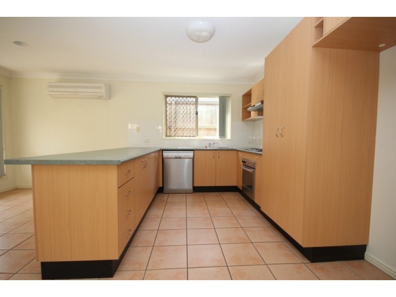 10 Canterbury Bells Circuit, Springfield Lakes QLD 4300