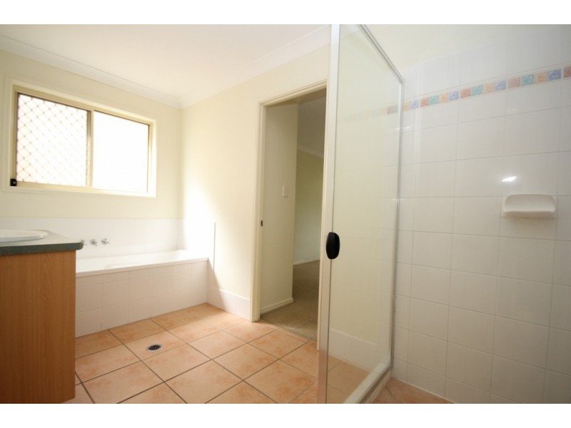 10 Canterbury Bells Circuit, Springfield Lakes QLD 4300