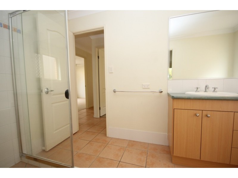 10 Canterbury Bells Circuit, Springfield Lakes QLD 4300