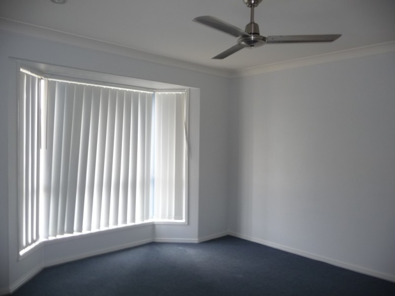 77 Westminster Crescent, Raceview QLD 4305