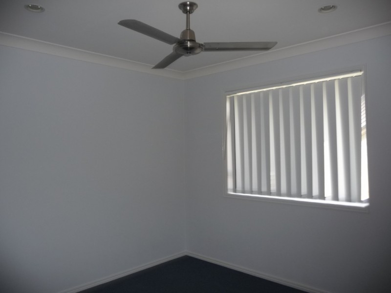 77 Westminster Crescent, Raceview QLD 4305