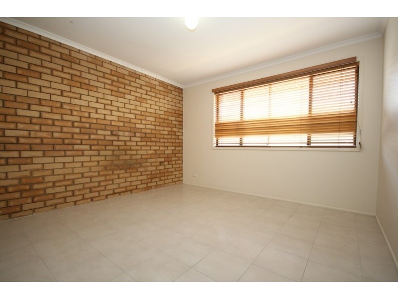 4/244 Redbank Plains Road, Redbank Plains QLD 4301