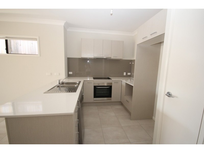 17 Mirage Avenue, Springfield Lakes QLD 4300