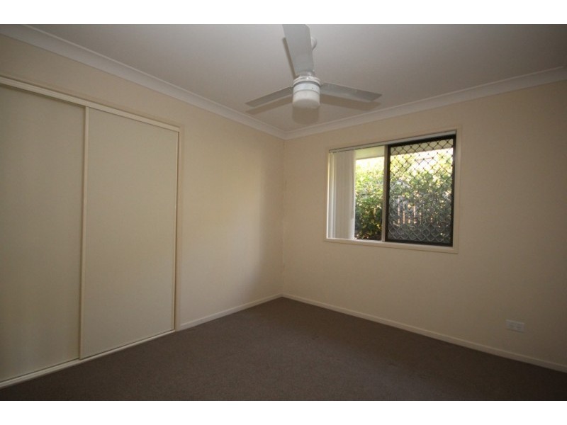 2/49 Cheihk Crescent, Collingwood Park QLD 4301