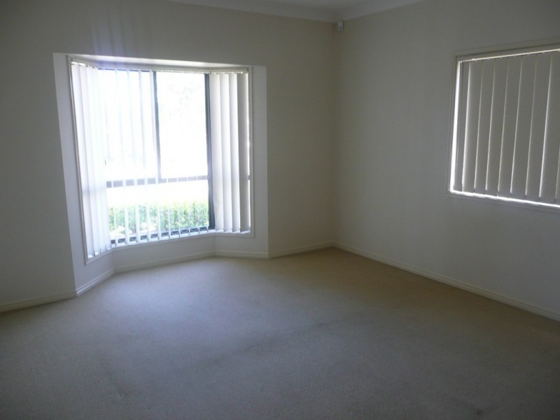 24 Catalina Circuit, Forest Lake QLD 4078