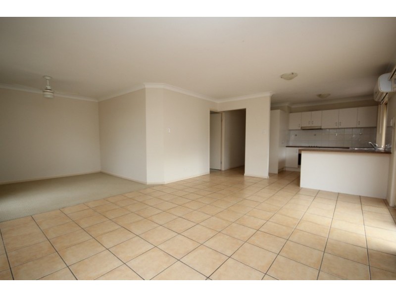 33 Greenleaf Avenue, Springfield Lakes QLD 4300