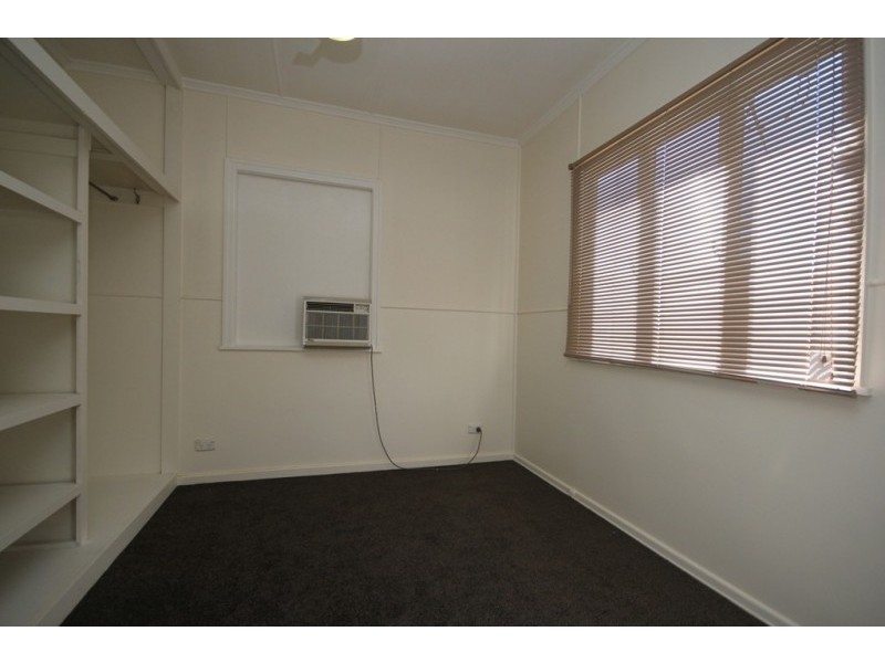 24 Caswell Street, Gailes QLD 4300