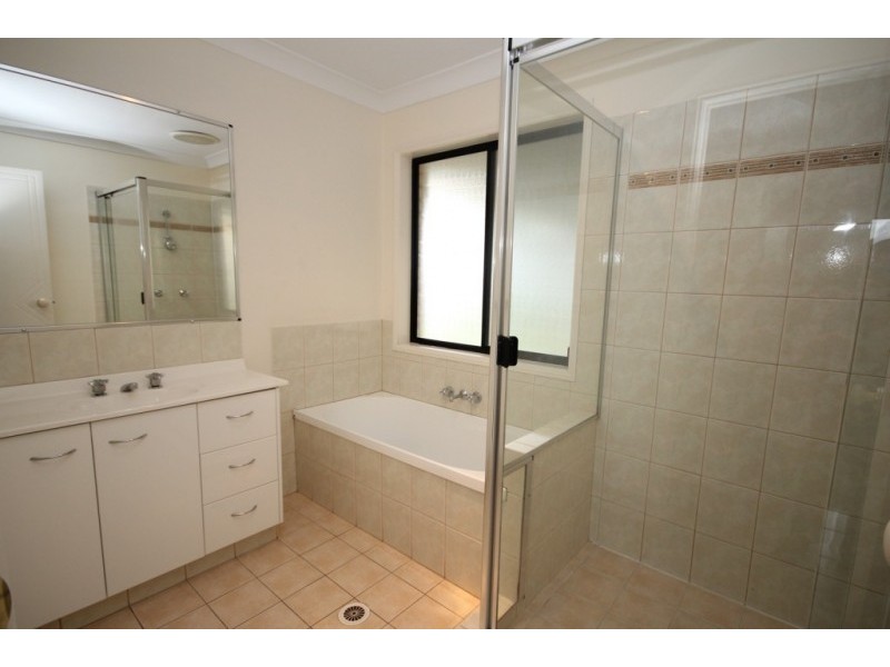 14 Scenic Crescent, Springfield QLD 4300