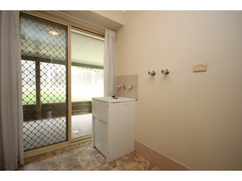20 Whitlam Drive, Collingwood Park QLD 4301
