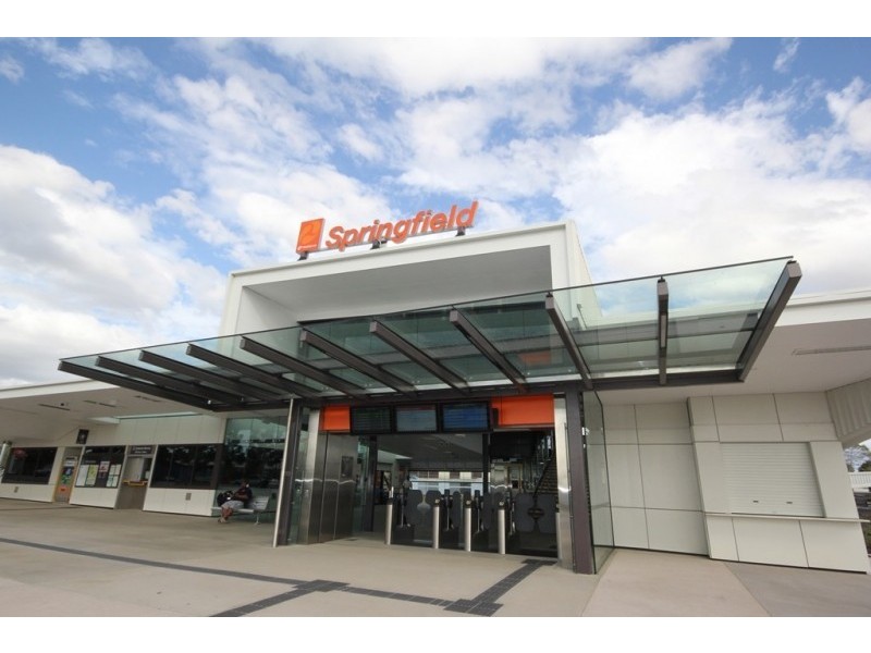 10 Olivine Place, Springfield QLD 4300