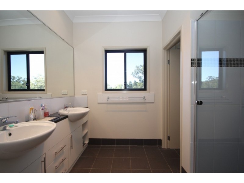 2 Tulloch Street, Bellbird Park QLD 4300