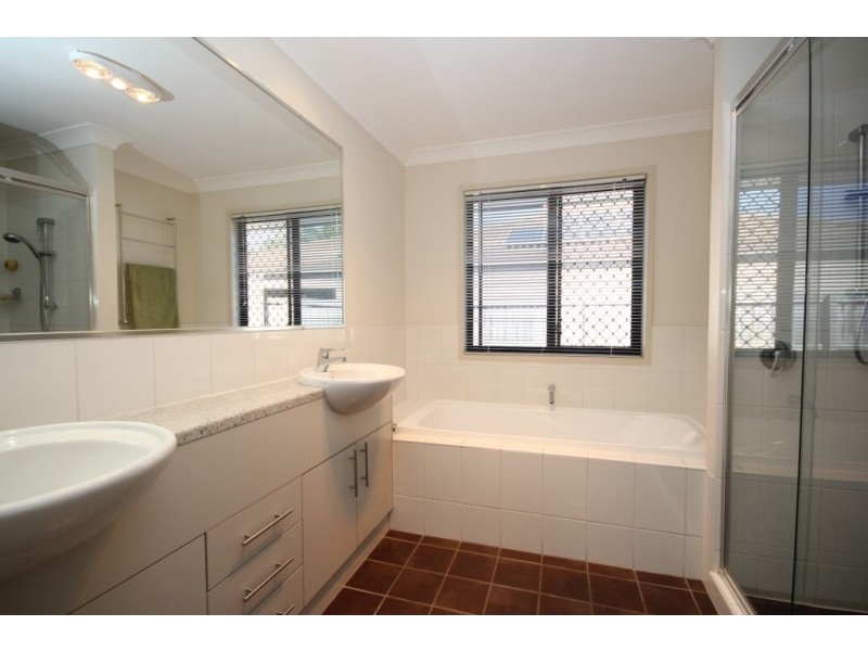 2 Tulloch Street, Bellbird Park QLD 4300