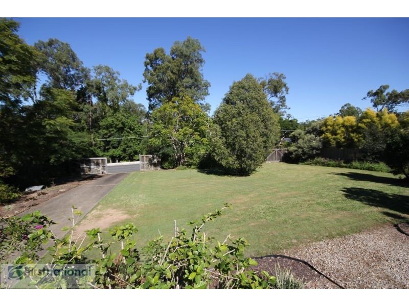 19 Hallett Avenue, Camira QLD 4300