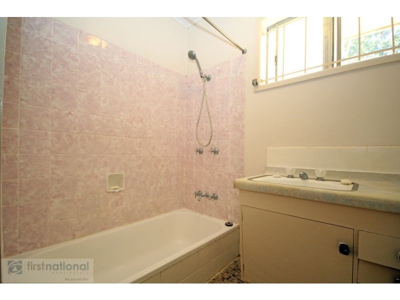 19 Hallett Avenue, Camira QLD 4300